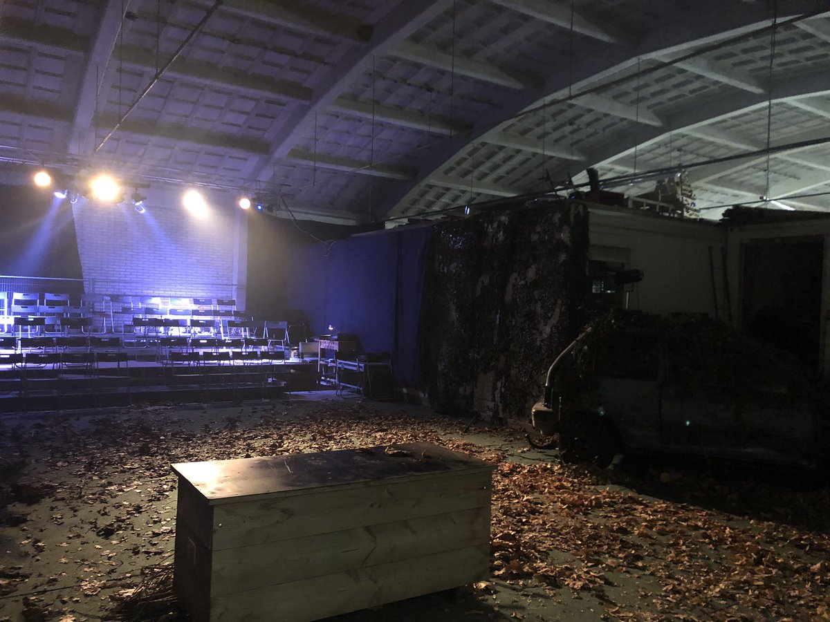 #fortbakkerskil <a href="/Waterlinie_NHW/">Nieuwe Hollandse Waterlinie</a> voor wandelaars én theaterliefhebbers met vandaag première *Heuvels van Blauw* van <a href="/YrrosTheater/">YrroS!</a> aanrader 👍🏼