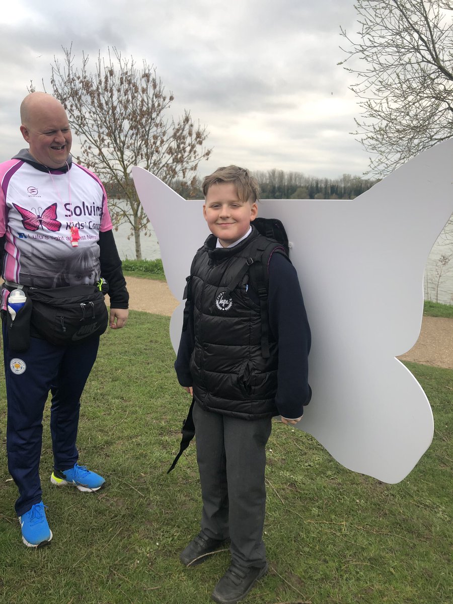 denisemburgess's tweet photo. A visit to see our marathon men at the 17 mile point at Priory! #lulusarmy @lulu_fight https://t.co/vSrScod0Tp