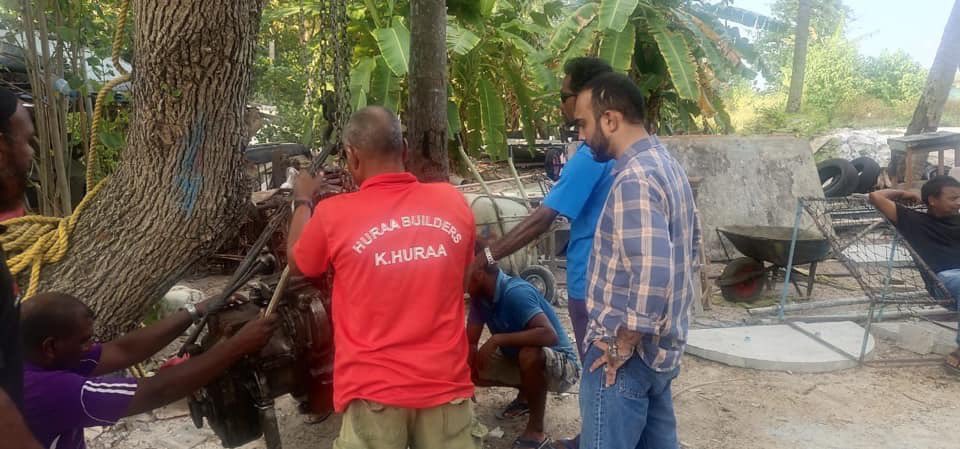 VoteAsward's tweet photo. Thulusdhoo Dhaairaa Candidate Ibrahim Waheed (Asward) aky hurihaa umuregge emmennaa gulhey beyfulheh! 

Huraa Rayyithun dhany faalhugai #3 ah nimmamun!

#VoteAsward #ThulusdhooDhaairaa #Candidate3 #DoorToDoor  #AaHiyaalu #AaBaaru #AaZamaan #AaFikuru 🇲🇻 https://t.co/Pz6BeLbD7V