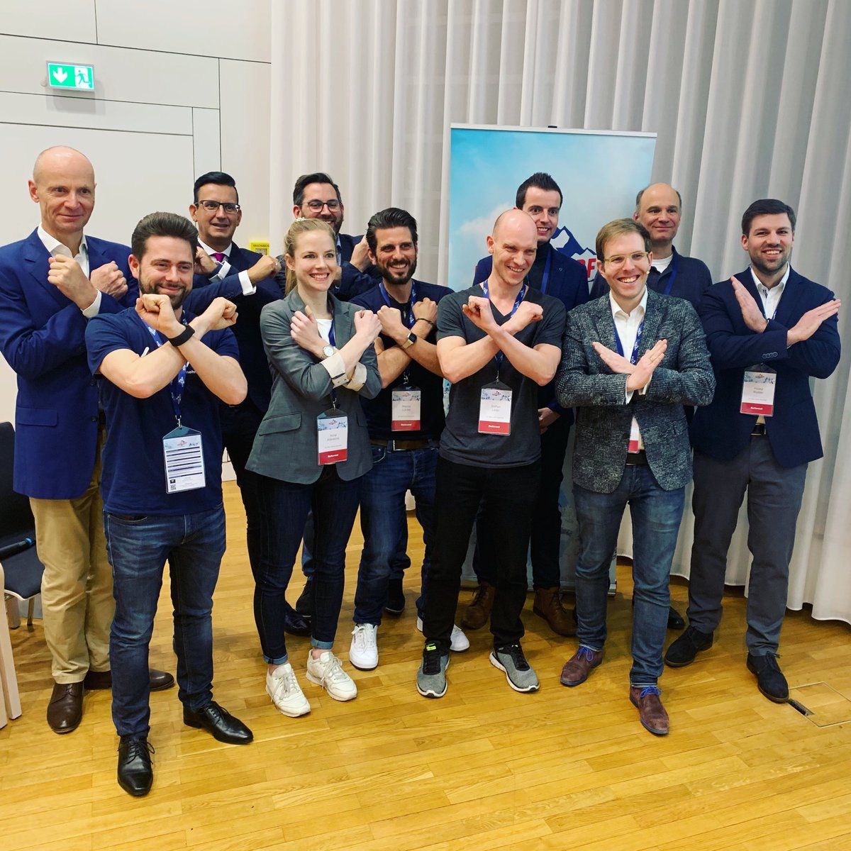 extraetf's tweet photo. Ein spannender und aufregender Tag geht zu Ende! Ein grosses Dankeschön an die Referenten und unsere zahlreichen Besucher!
#kapitalgipfel #finanzen #geldanlage #vermögensaufbau #etf #aktien #dividende #immobilien #börse #rendite #altersvorsorge #wissen #extraetf #event #münchen https://t.co/AVLZfkcP5p