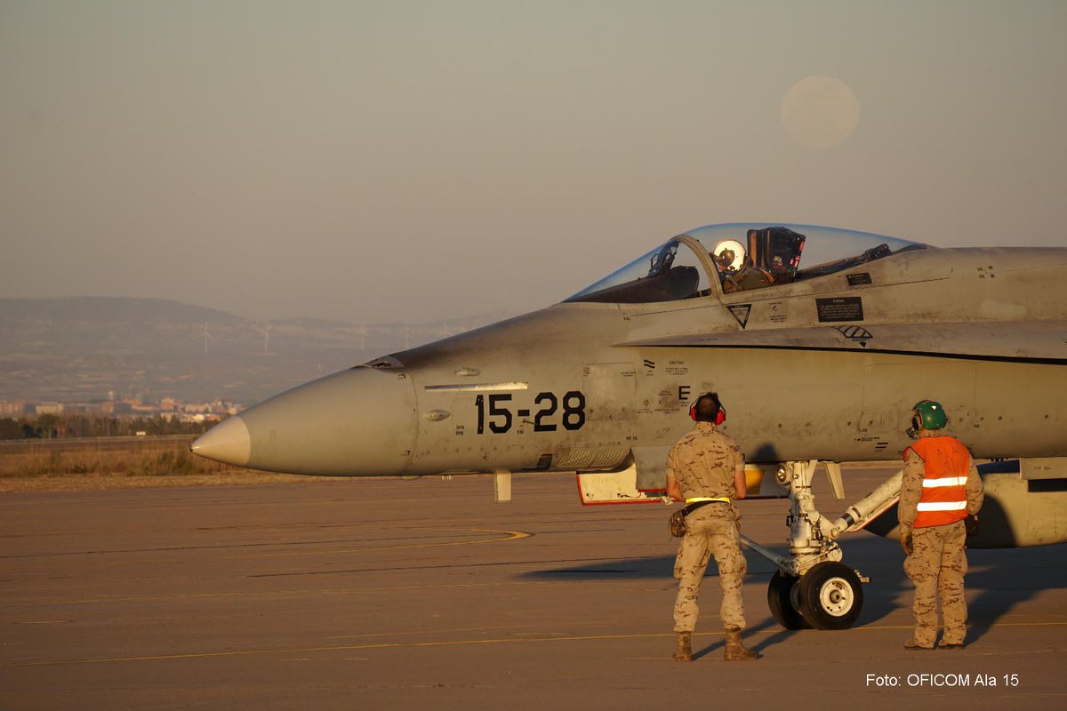 EMADmde's tweet image. La #UDAA @EjercitoTierra, la fragata #CristóbalColón @Armada_esp y los #F18 @EjercitoAire finalizan su participación en el ejercicio #EagleEye 19-01 de integración de capacidades de las #FAS en el Sistema de Defensa Aérea Nacional
#NuestraMisiónTuLibertad