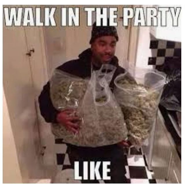 social_weed's tweet photo. https://t.co/NucsqsLceZ meet &amp; experiece the cannabis community... #weedstagram #cannabiscommunity #weed #cannabis #marijuana #weedporn #thc #highsociety #ganja #cannabisculture #hightimes #lol #kush #stoner #haha #like #love #mmj #dabs #highlife #indica #terps #sativa #stoned … https://t.co/mWkKNKUi6O