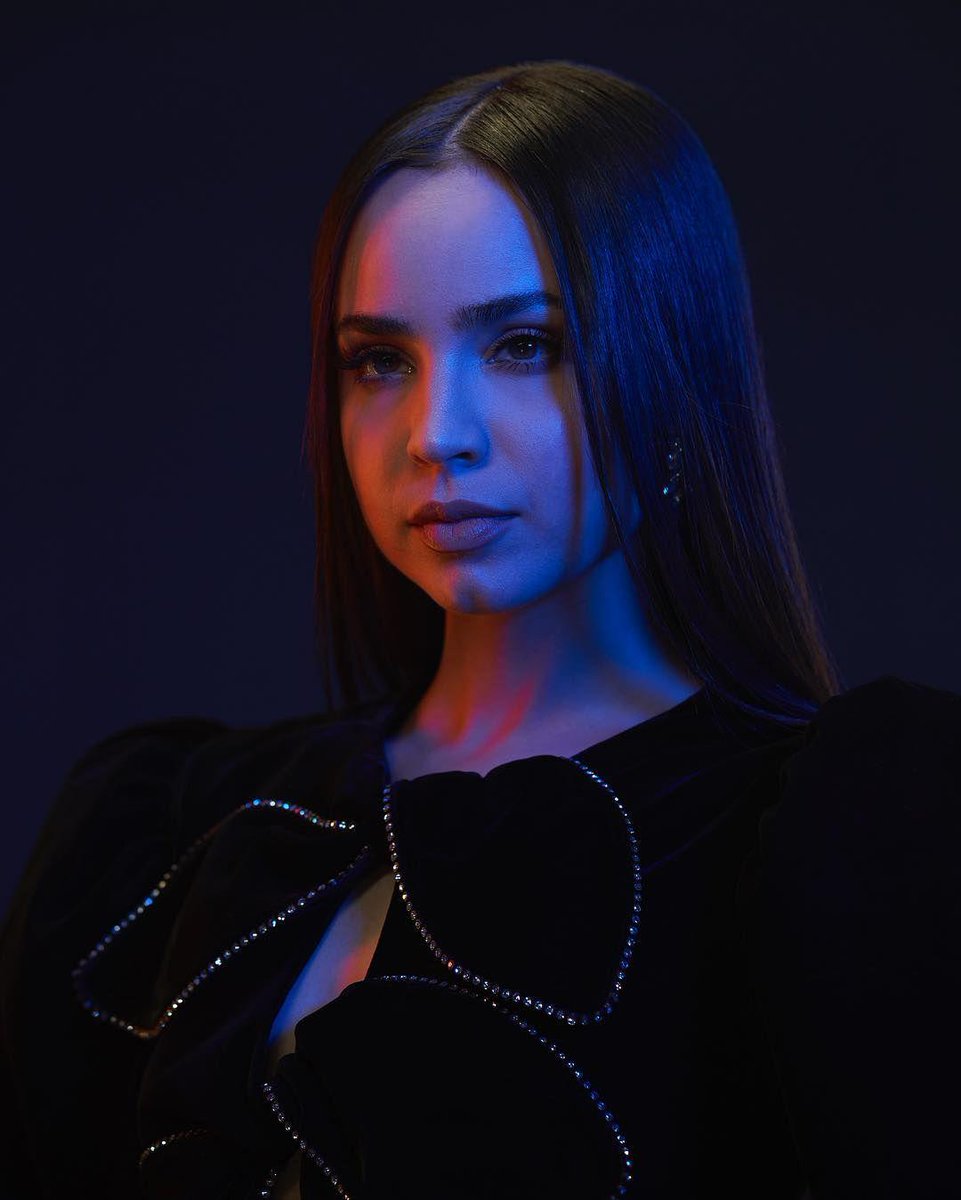 luvingsofiacars's tweet image. she came to slay my whole life #PLLThePefectionists #AvaJalali #SofiaCarson
