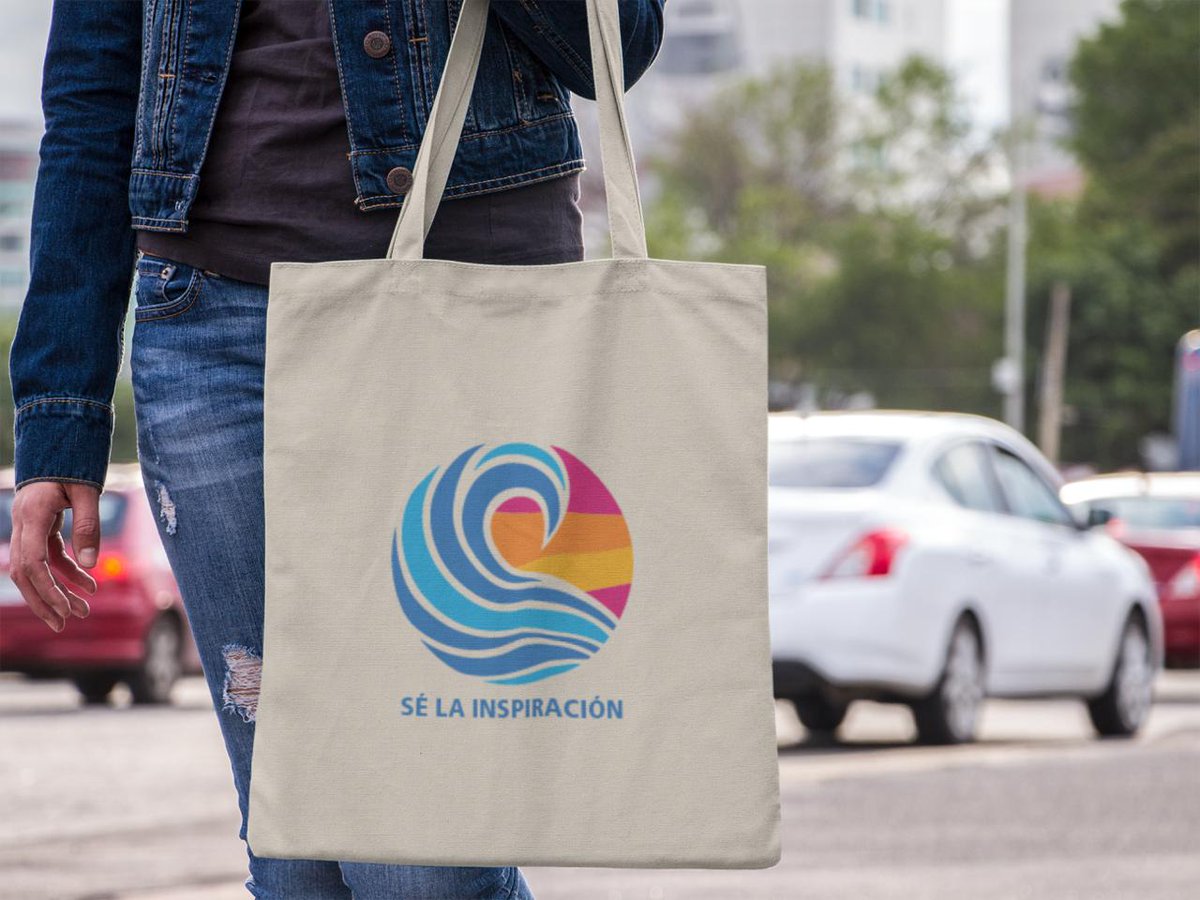 rotaractluque's tweet photo. Estamos a 2 semanas de la Asamblea, ¿sabías que tenemos estas carteras de lienzo disponibles?
.
. 
Son especiales para llevar tus materiales. No te quedes sin la tuya y hacé tu pedido. 🛍️🤩 https://t.co/x5lWn3KMp6