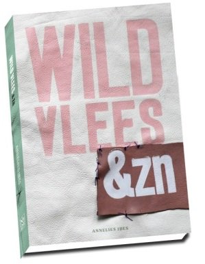 Boekenweek, en dan net wat anders dan bij #dwdd . Over Moeder de Vrouw: lees: Wildvlees &amp; Zn van Annelies Ibes. Over de broze relatie tussen moeder en zoon. nieuwedruk.nl/boek/wild-vlee…