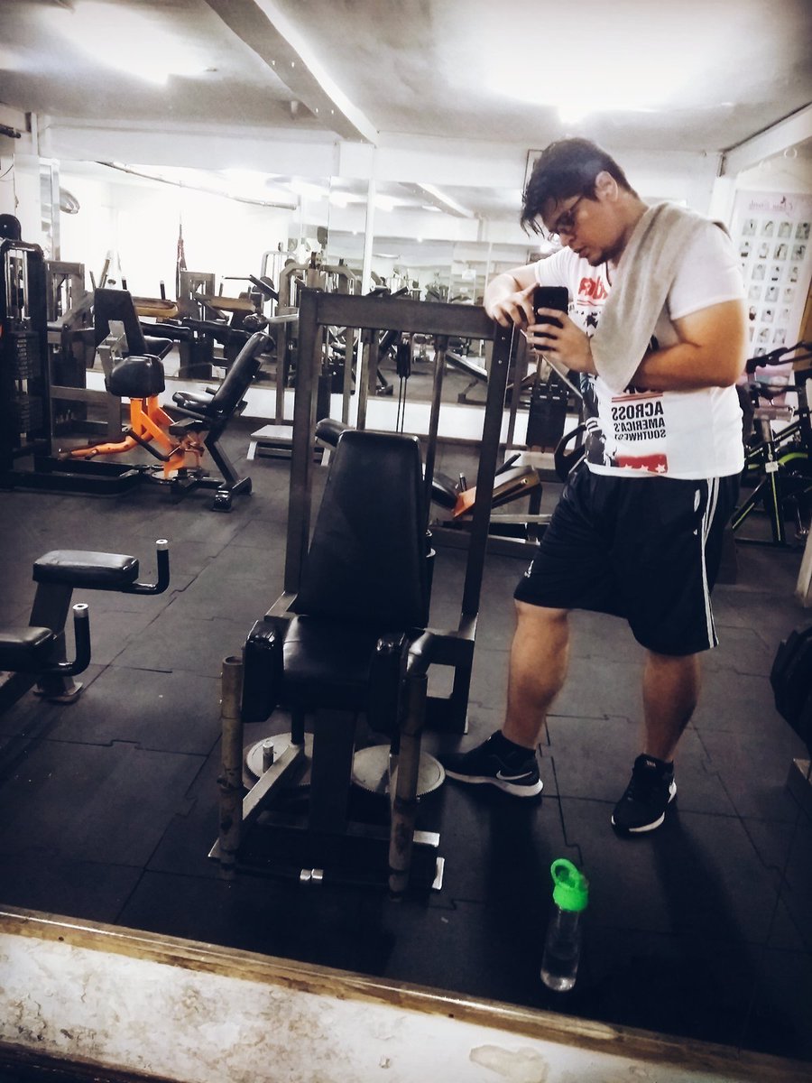 oscarfdaza's tweet photo. A convertir la flojera en poder, queda un largo camino 💪
#esfuerzo #motivacion #gym #objetivos #trabajoduro https://t.co/RrO87aRRzi