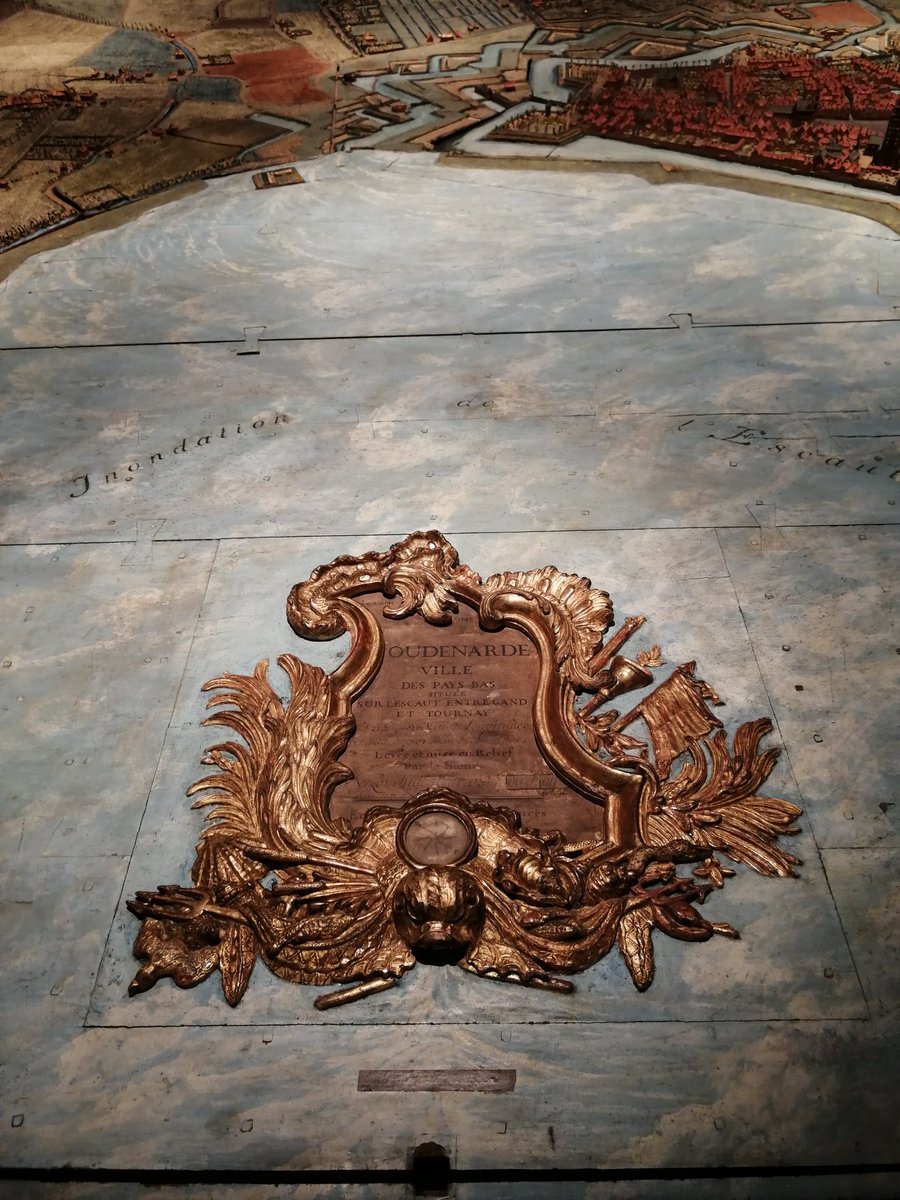 LaforeAlexandre's tweet photo. Les quatorze plans-reliefs déposés par le musée des @Plansreliefs au @PBALille viennent de s'offrir une nouvelle jeunesse : éclairage repensé, médiation idéale, restauration complète et nouvelles publications aux @PUSeptentrion et @invenitEditions ! #plansreliefs2019 https://t.co/SpmRfKLoNm