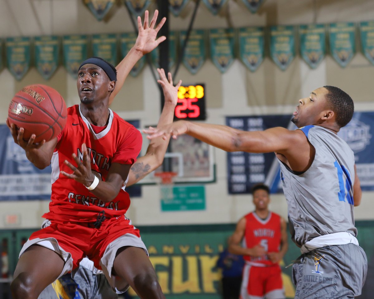 NJCAATournament's tweet photo. Game 17 Photo Set #2
@NCMCPirates vs @AncillaMens @ancillachargers https://t.co/i8Gas44S3t