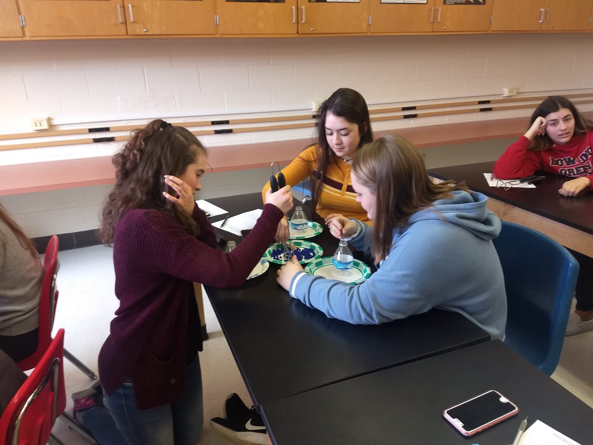 MCarisBGCS's tweet photo. More pictures of the natural selection lab from today! https://t.co/bPr5GzyBWq
