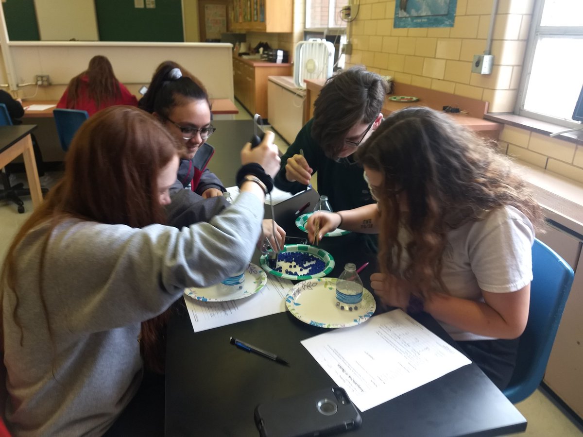 MCarisBGCS's tweet photo. More pictures of the natural selection lab from today! https://t.co/bPr5GzyBWq