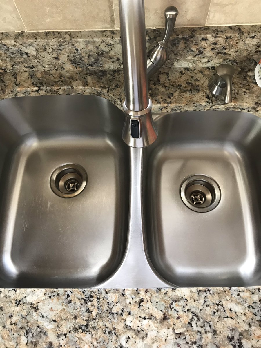 MamakHubert's tweet photo. Been cleaning around here today! How bout dat?? #MrsClean https://t.co/nGcs3CMS4Y