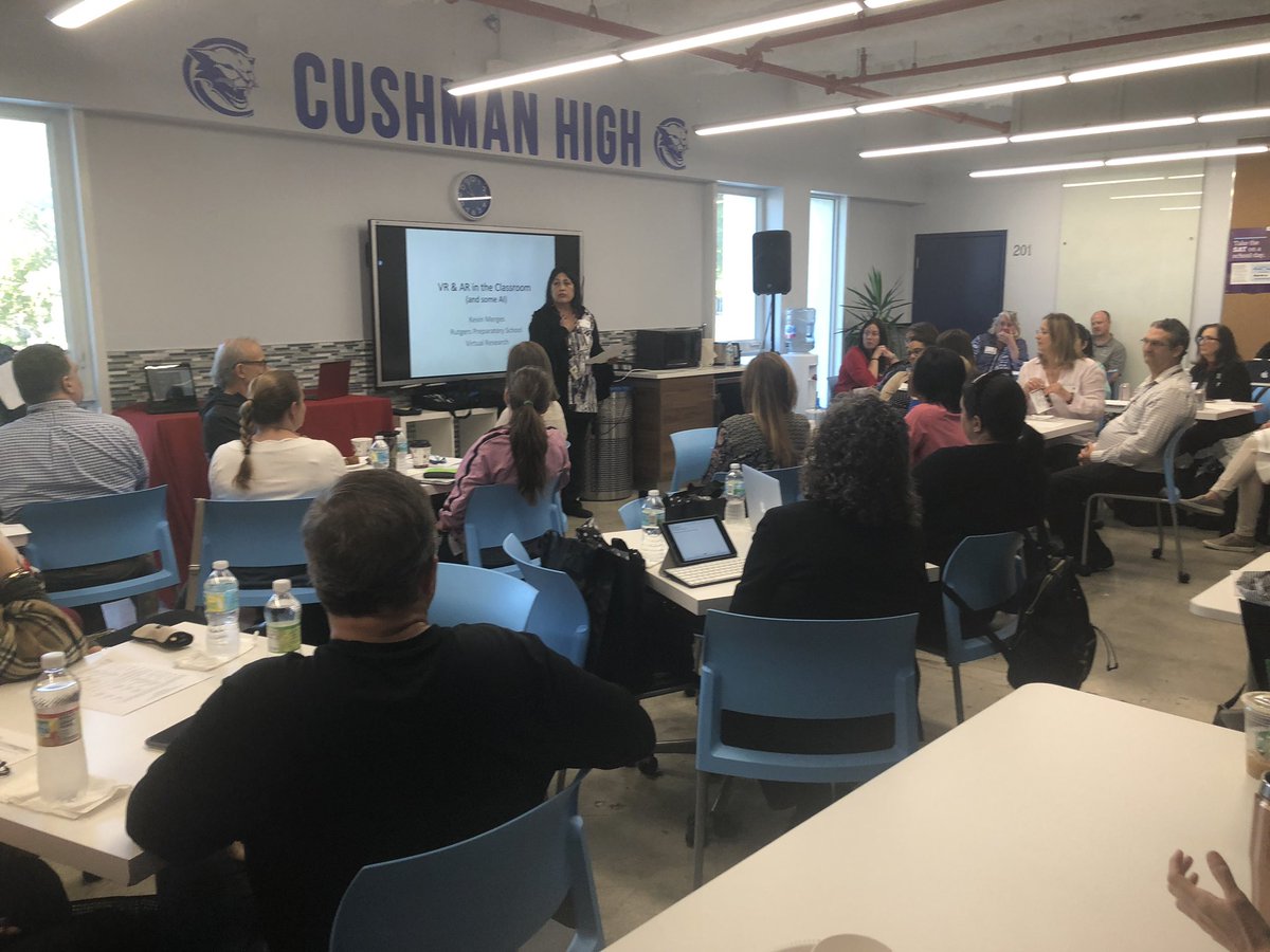 saraparks11's tweet photo. #FujitsuEducation Ambassador Program and the Cushman School host Professional Development for educators in Miami, Florida today! https://t.co/kYQ1KjPJl4