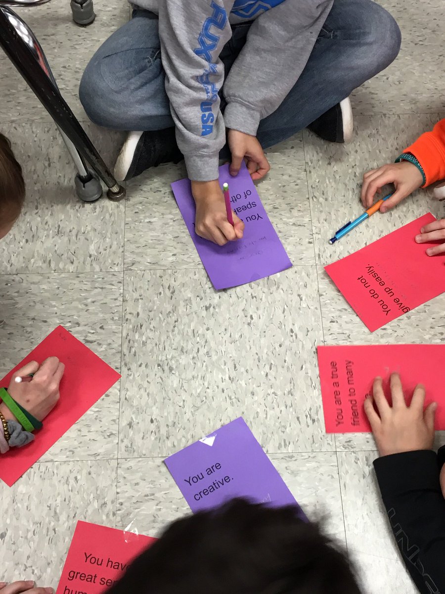 eliz_mize's tweet photo. Affirmations abound in Mrs. Mize’s room @Smith_Seabees https://t.co/DSR1s8CU4e