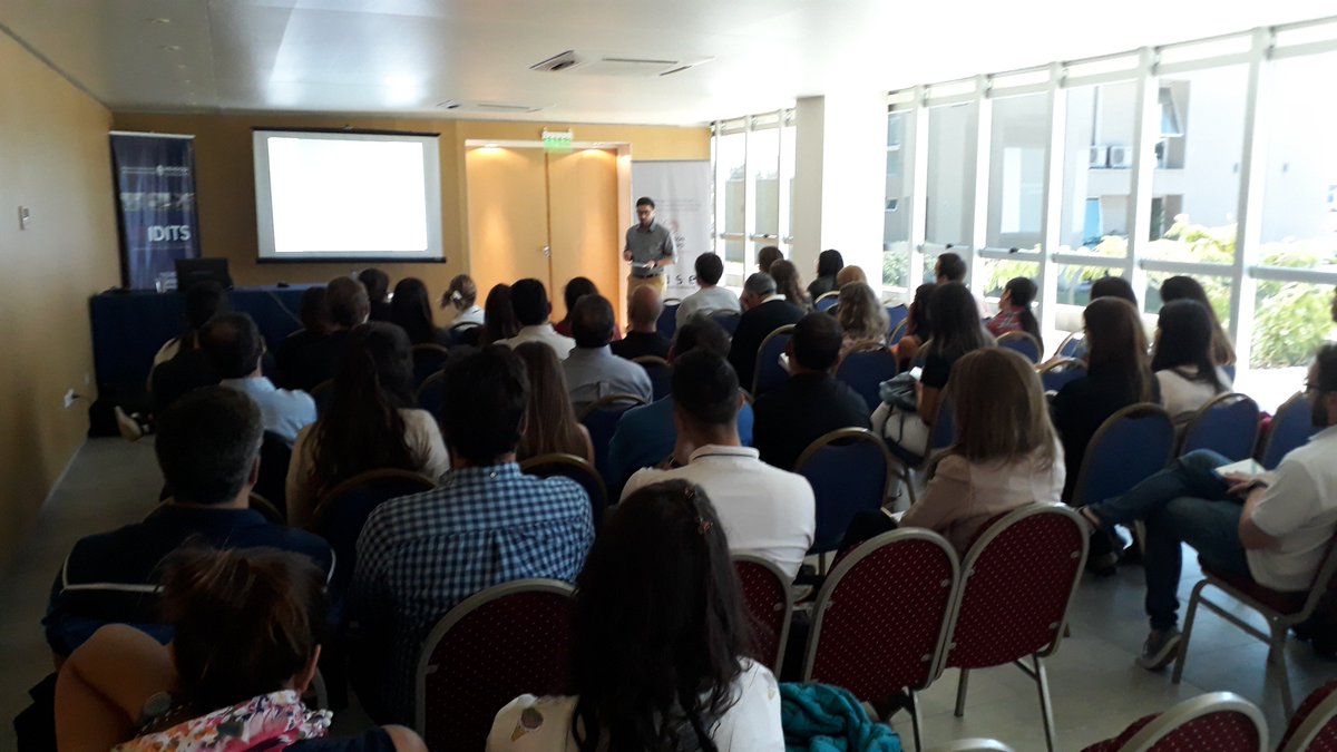 ParqueTIC's tweet photo. Ahora! #CaseSA empresa ubicada en @ParqueTic realizando capacitación QUERIES para sus clientes. https://t.co/RZft5Ylcyn