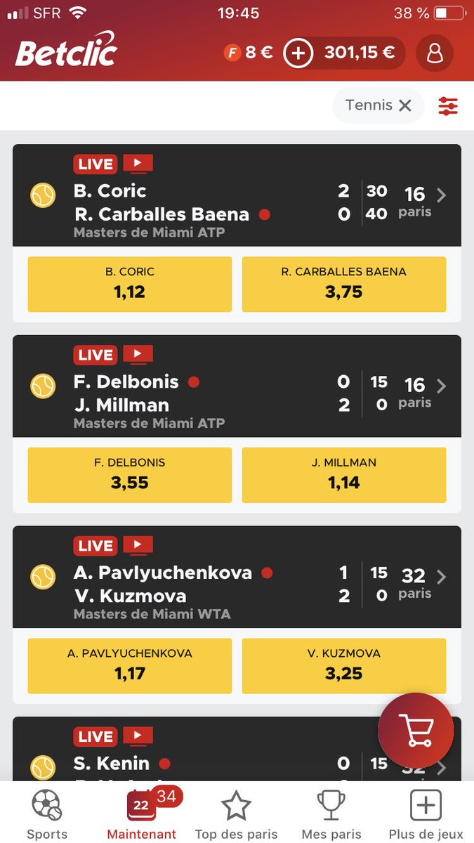 5aSet's tweet photo. Hey @Betclic y’a tout le temps des bug d’affichage sur l’appli ces jours-ci. Ça n’affiche que les sets en cours, normal ? https://t.co/ZdCvj4gGjD
