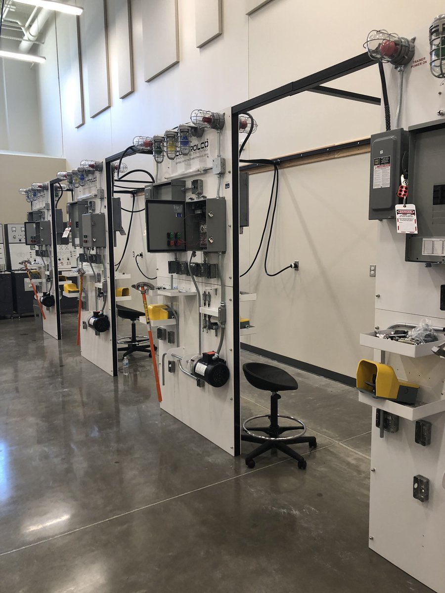 The TSTC Open House today was great!  <a href="/CTEReeseCenter/">James Reese Career and Technical Center</a> is glad to be dual crediting some of our programs through them next year!