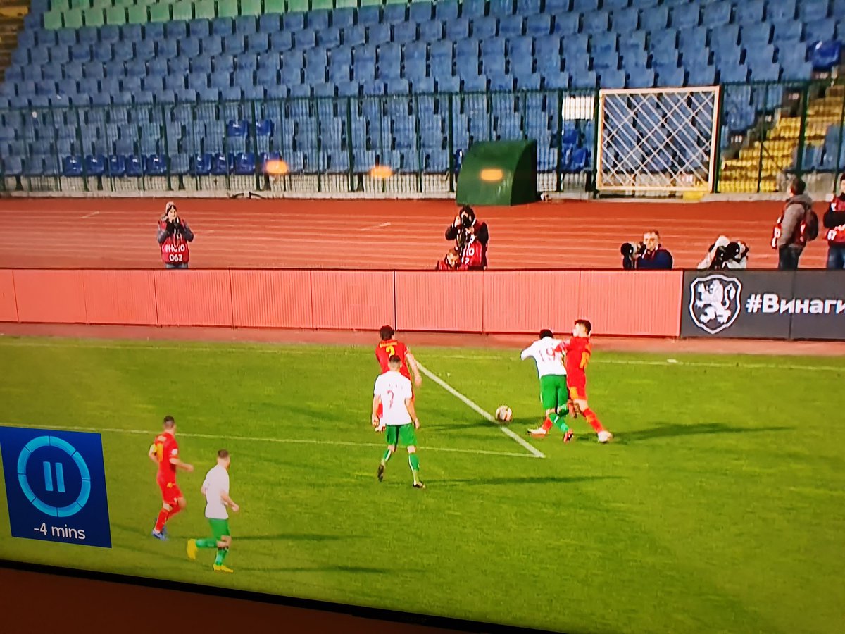 CommonSensePL's tweet photo. Hahaha unbelievable #uefa 

#BULMON https://t.co/gIg4UyLh4X