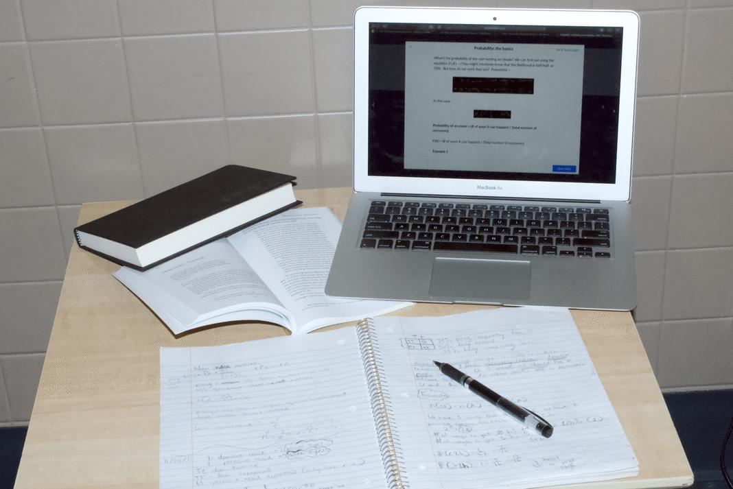 GUpapyrus's tweet image. Want to make the most out of your college years? Read this article by @shelbi_taylor98 to get some helpful hints! #college #tips #joy #planning #friends #timemanagement #studying @GreenvilleUniv buff.ly/2YjQ2g6