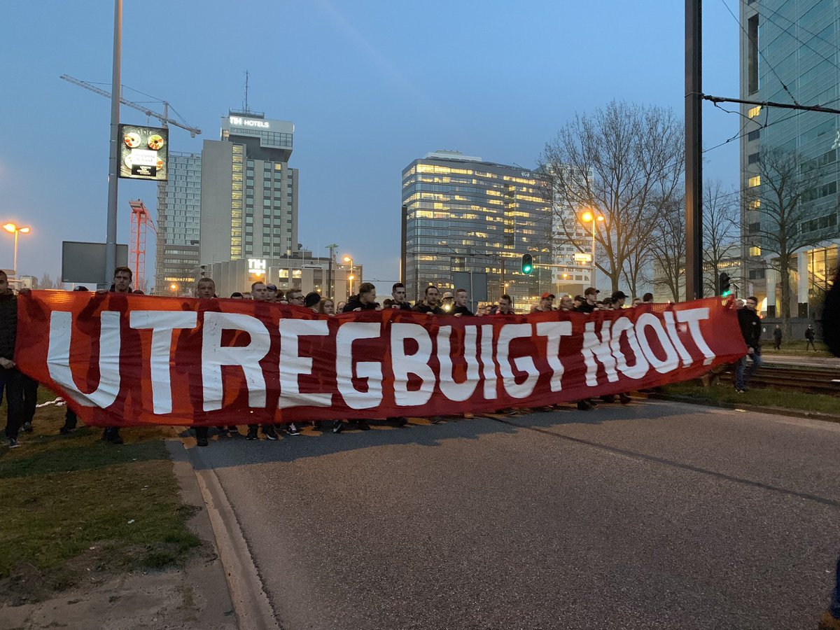 We will never bow. ❤️ #Utrecht #stilletocht