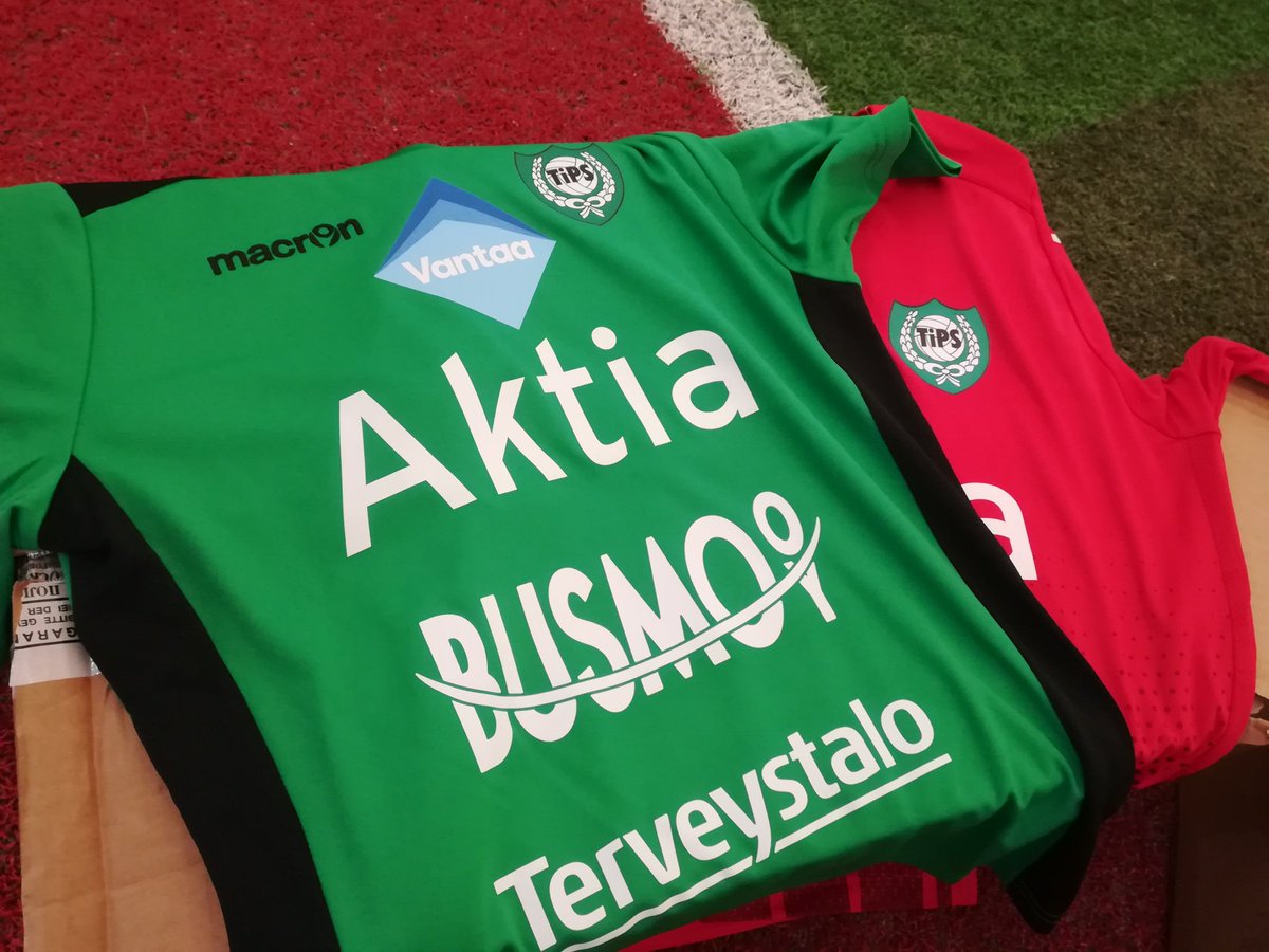 TiPSNaiset's tweet photo. #Naistenliiga kausi käynnistyy huomenna. Uudet peliasut laitetaan heti kovaan käyttöön. Kiitos tukijoille @aktiabank #Busmo @Terveystalo @VantaanKaupunki #Vantaa #meidänTiPS https://t.co/deNxjR3wIE