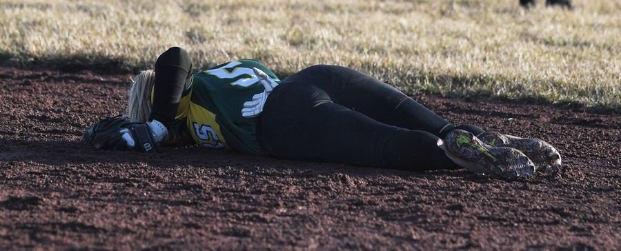 CLSGirlsBBall's tweet photo. Love watching #CLSGBB athletes play more than one sport!!  @kyraswartz_ @bkuffel7  @maddie_bush5  #ThestandIsBest #CLSEngaged @CLSSoftball https://t.co/7xDwK049J2