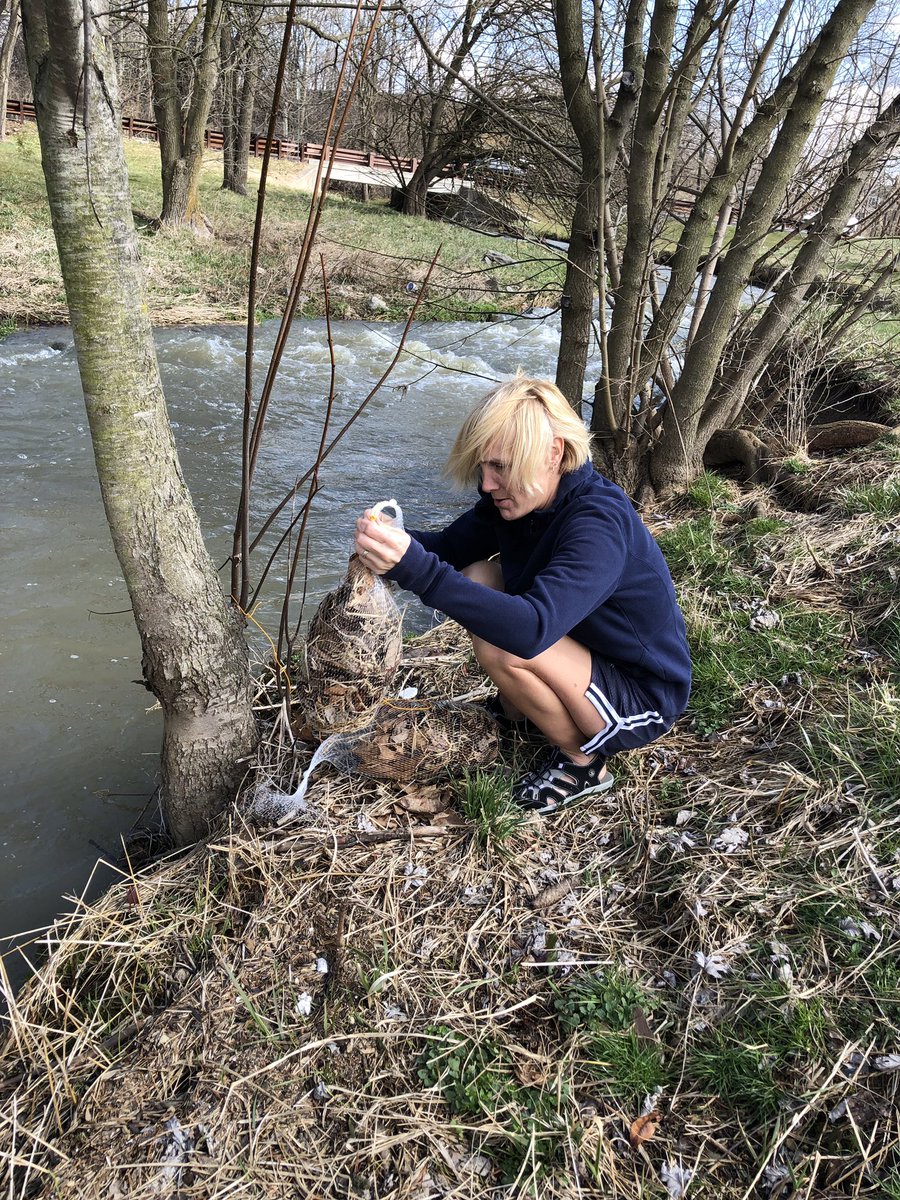 SnavelyWatrbug's tweet photo. Getting ready for our first spring macro adventure. #mwee #leafpack @chesapeakebay @StroudCenter @CVSciTech @watrbug250 https://t.co/EhzXYJ4LXZ