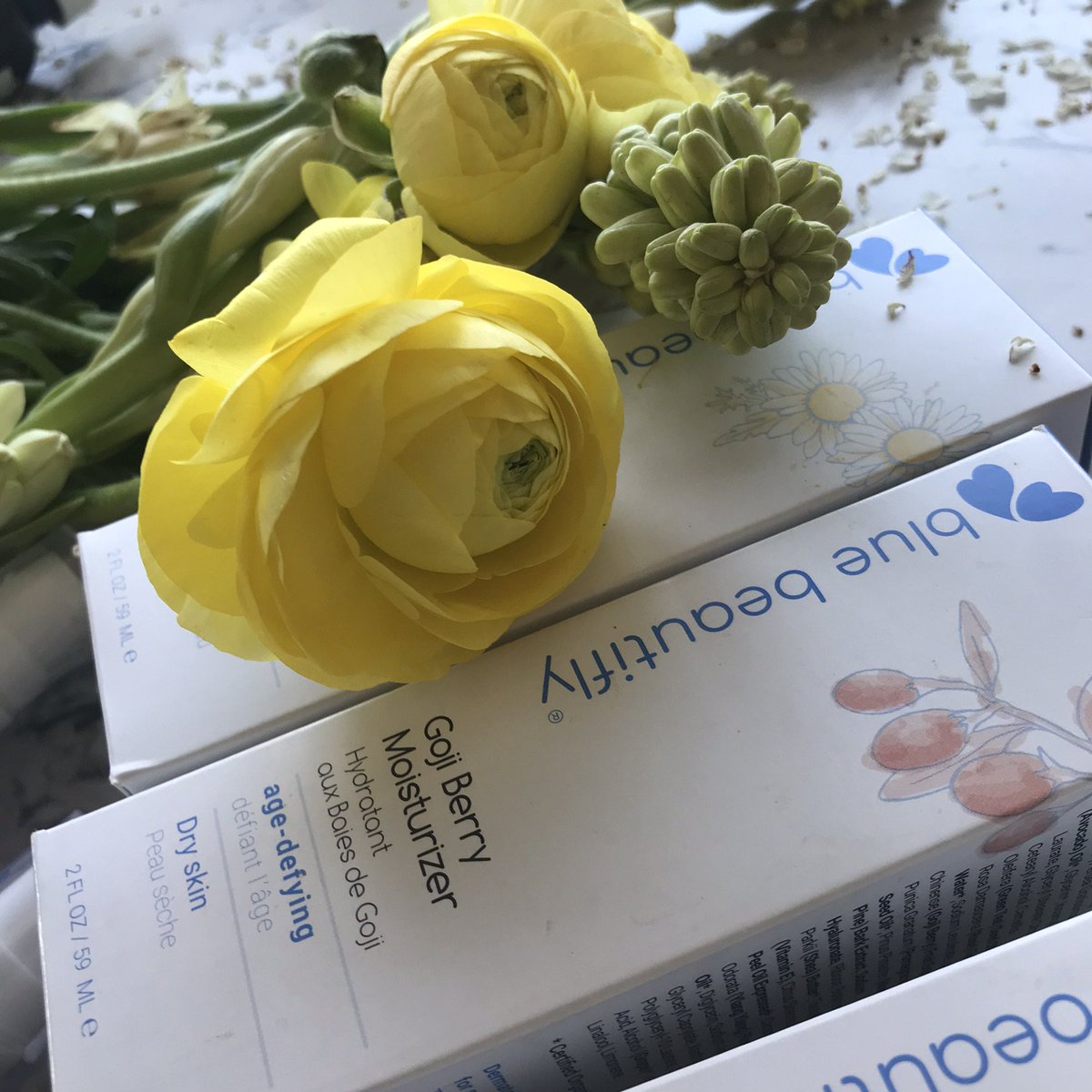 bluebeautifly's tweet photo. Highly effective, clean, green, and innovative plant-based skincare products that are good for you and for our planet. #youthfulskin, #antiagingskincare #antiaging, #glowingskin, #celebrityskincare #celebrity #celebritystyle #vegan #notphonyorganics #BCorp #sustainable https://t.co/yEjbzopkwb