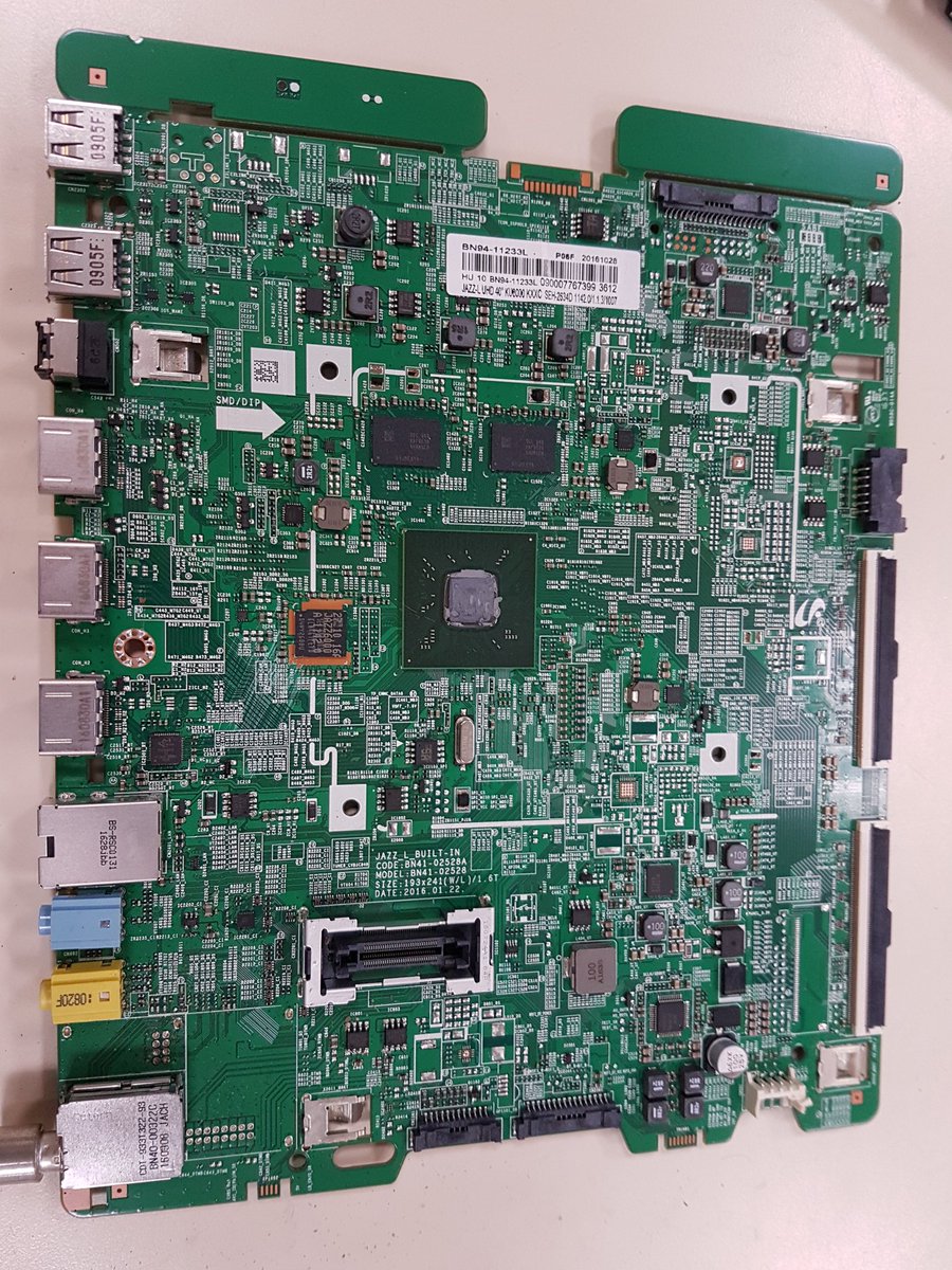 Glazgow's tweet image. Our STEM Showcase Tinkerlab was amazing. Children had so much fun, with their parents, taking old electronics apart. They decided that circuit boards are beautiful works of art #STEM #BSW19 #mpsstem