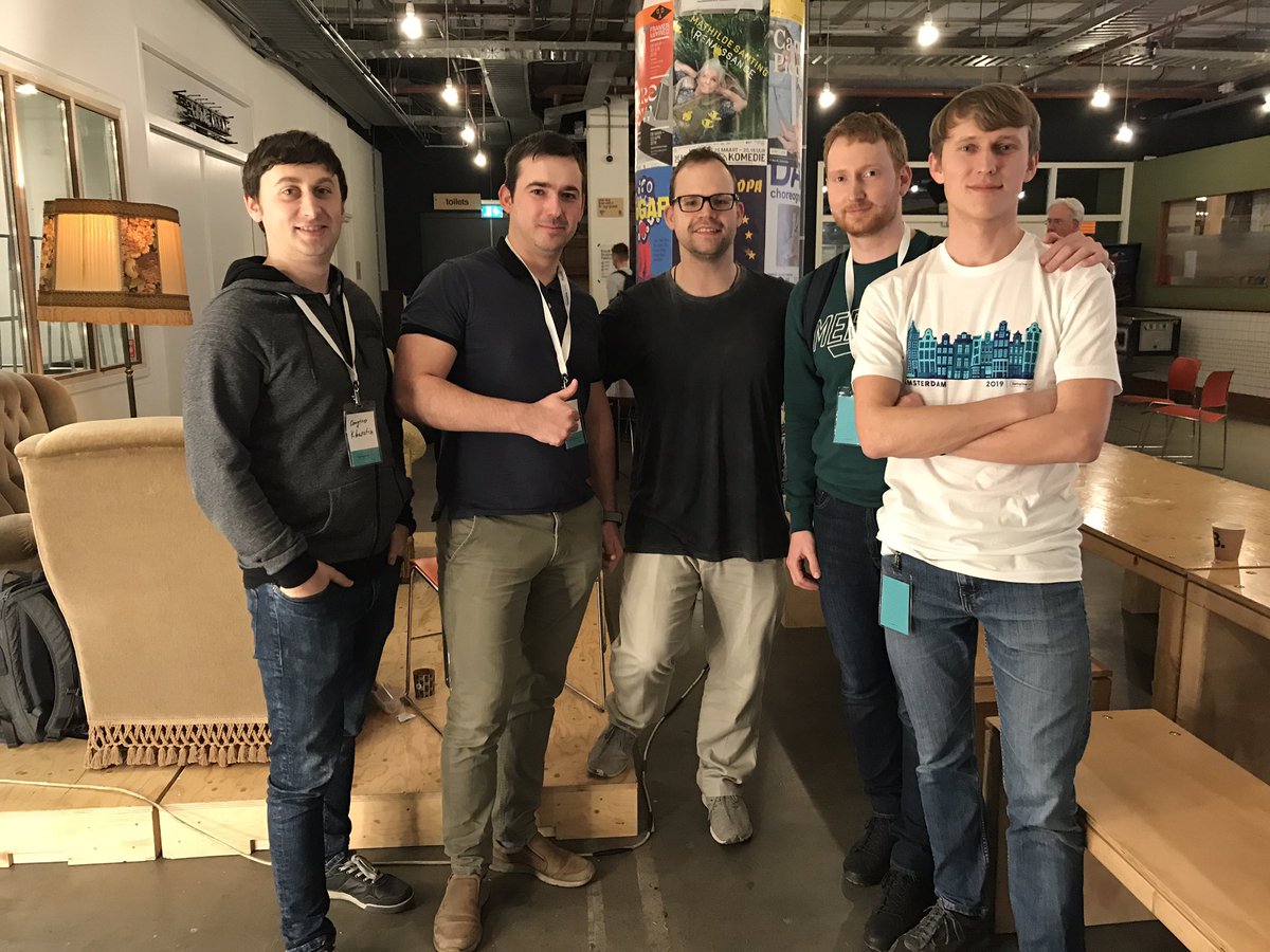 BorysRudenko's tweet photo. Thanks a lot #SpringOneTour for a great conference and Josh @starbuxman for a helpful topic and a lot of fun. https://t.co/Q5xxJso5lp