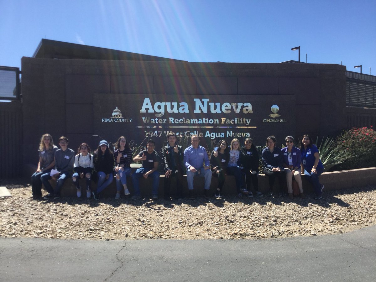 AZProjectWET's tweet photo. Students from @FlowingWellsHS visit the Agua Nueva Water Treatment Plant @TucsonWater on #WorldWaterDay #CitizensWaterAcademy https://t.co/Y2XfQzRy1U