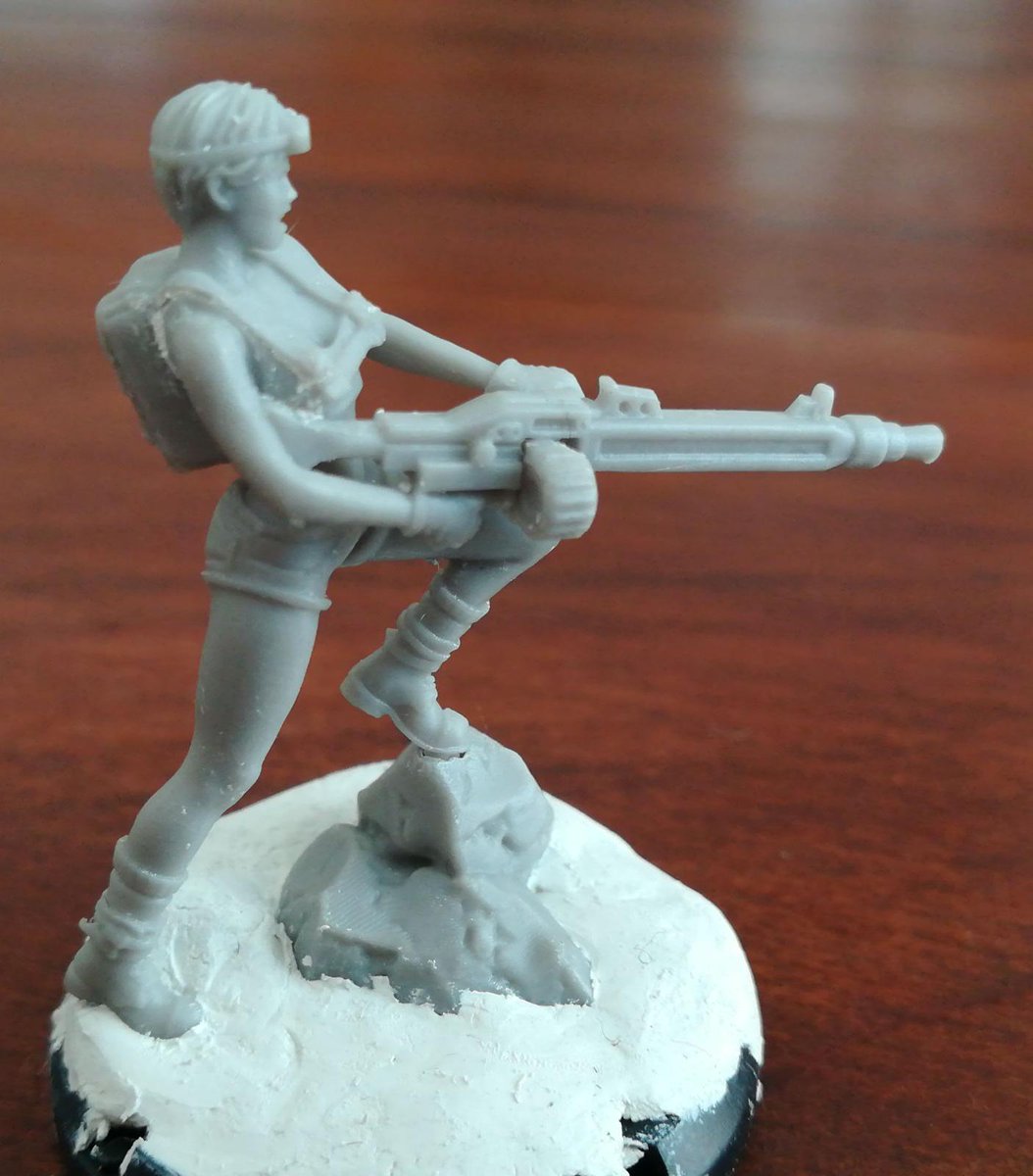 Labirinto_Shop's tweet photo. Carlo e' stato il primo a comprare #DUST e ci manda le foto della lavorazione. Il suo commento e' stato "buoni gli incasti, bave pressoche' assenti, veramente un bel prodotto". #modelkit #diorama #dust1947 #ammodrop #modellismo #modelkit #dust1947 #miniature #ww2 #dust1947italia https://t.co/4Q9MHREMAa