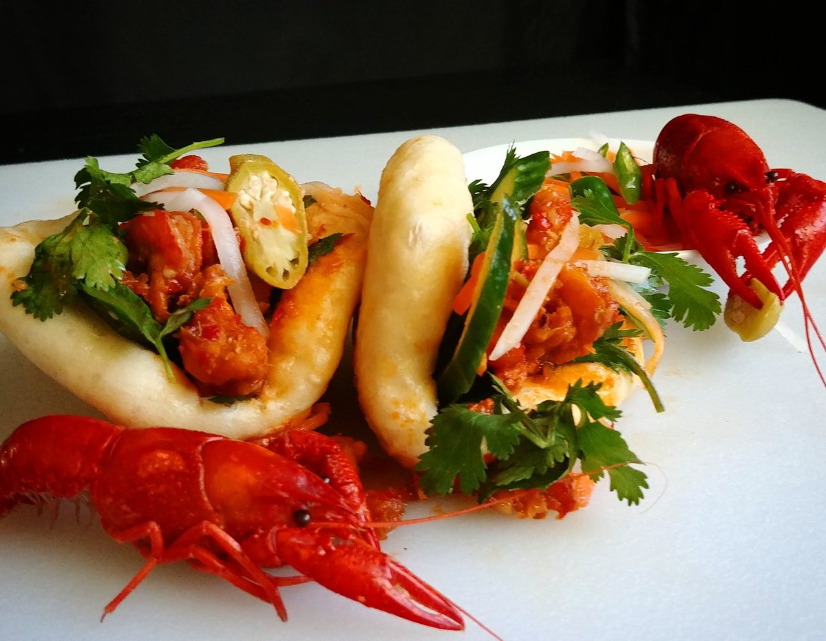 Lemongrass, chili crawfish bao buns (#homemade) I added okra to my #spicy pickled veg @RachelHopeful It's crawfish season in #Louisiana #food #recipe #cooking #FoodPorn #FridayFeeling #Cajunasian #tasty #Delicious