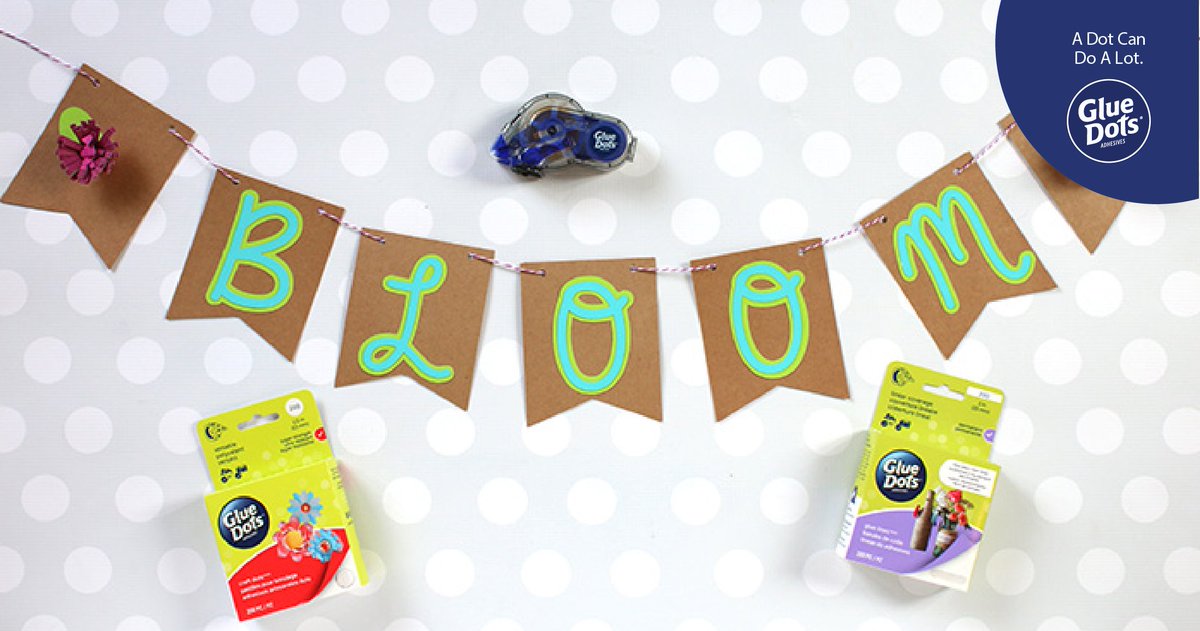 GLUEDOTS's tweet image. Instant-bonding, time-saving, banner-done-in-no-time.  Spring is finally here! A great way to celebrate is this easy-to-assemble banner from @TaylorStamped. 
bit.ly/2TRnY5c
#PaperBanner #ADotCanDoALot #SpringDecorating #MadeWithGlueDots