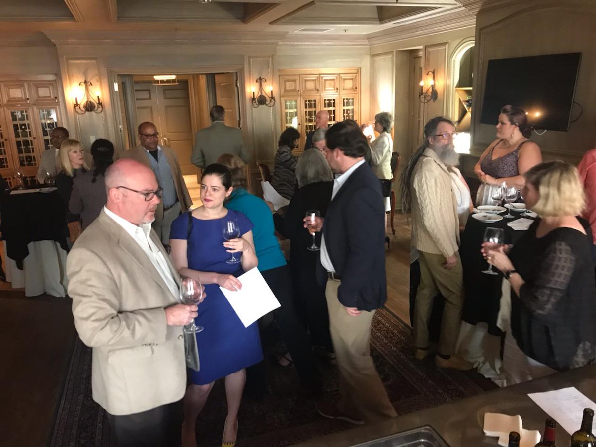 We had a great time last night at our wine tasting! Make sure to join us next Month on April 18 and try some amazing wines and enjoy some great company with your fellow members.