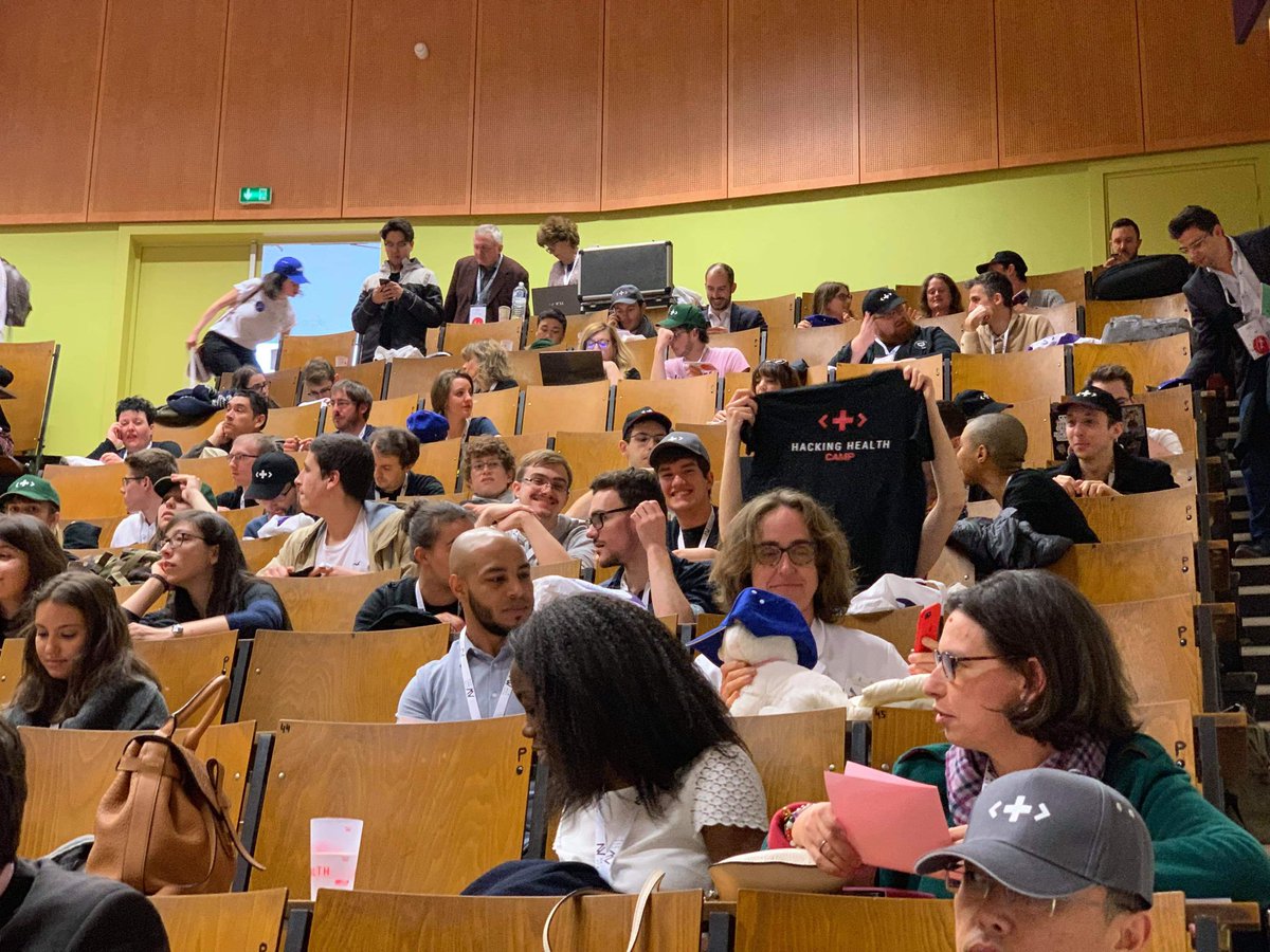 alsablue's tweet photo. Hop début de l'aventure, lancement du @HackingHealthEU on est chaud pour ses #50h. https://t.co/uERPR28u3r
