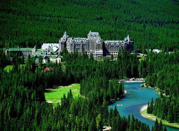 WINNER!! Carissa Ferguson ~ Enjoy your weekend in Banff sponsored by #Original16! 
#CeilisRoyalOak #Ceilislife #HerefortheCraic #Banff #AlbertaParks #bedandbreakfast #adventure