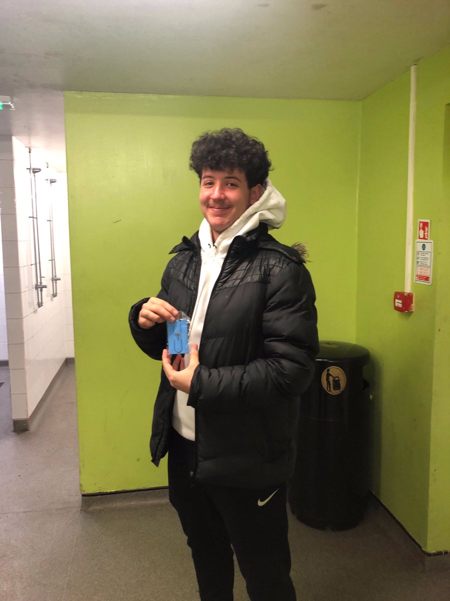 kardaroo_ye's tweet photo. Congratulations for the winner of this weeks Kardaroo Pouch 🍀 Don’t worry however there will be more for grabs #nextfriday  #giveaway #excited #easy #learningbydoing #friday @misschalk @YEAYLESBURY @youngenterprise https://t.co/ZAc2QuwcB1