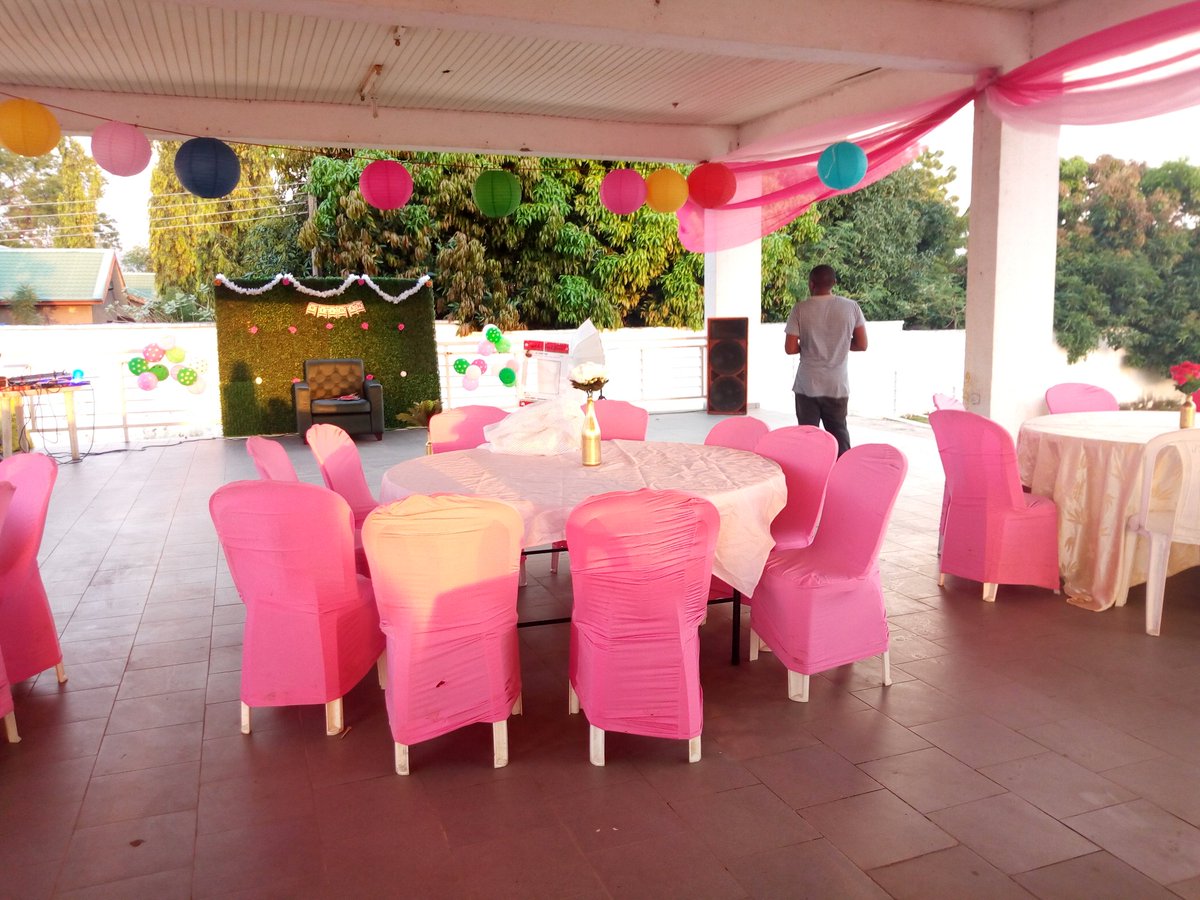 sa_showers's tweet image. #minnabride #black #pink #green #minnabridalshower #saempire #saevents #sashowers #blushingbride #saladies #minna to #katsina #sashowerpartysupplies #Laeventchic #Làbride #girlsjustwannahavefun
#bridalshower #BridalShowersng #decoration
#welovetoparty #chicaintcheap