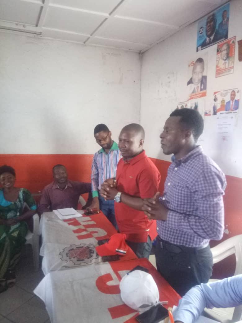 MoiseMirevo1's tweet photo. Le n°1 UNC/K le Dr Rodríguez Kisando a reçu le Conseiller politique du chef de l'État @BillyKambale1et l'Hon.Amato https://t.co/rid3v2YsbZ