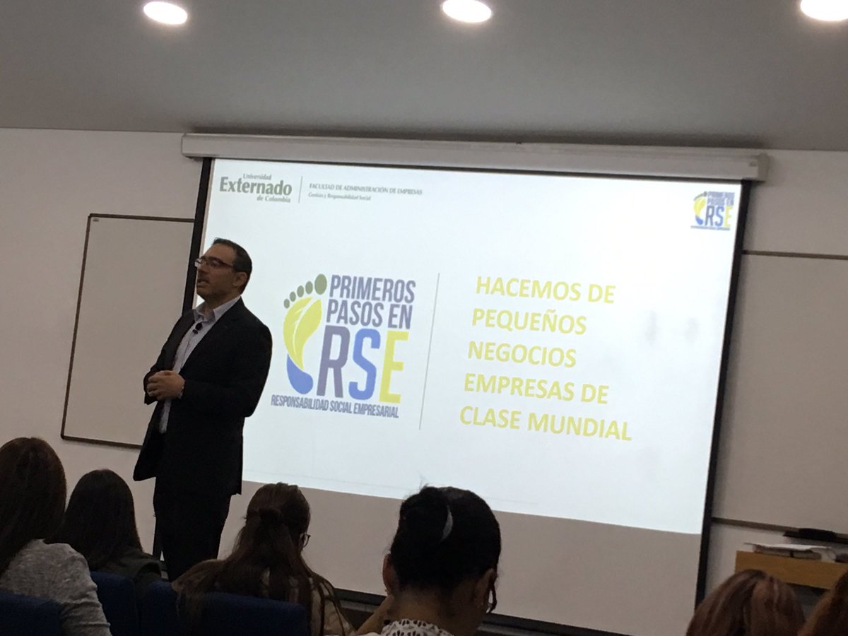 mortegaleal's tweet photo. Lanzamiento primeros pasos en RSE Universidad Externado de Colombia @gyepesl @pactocolombia todo un honor hacer parte de este equipo https://t.co/hkMIPYhRbB