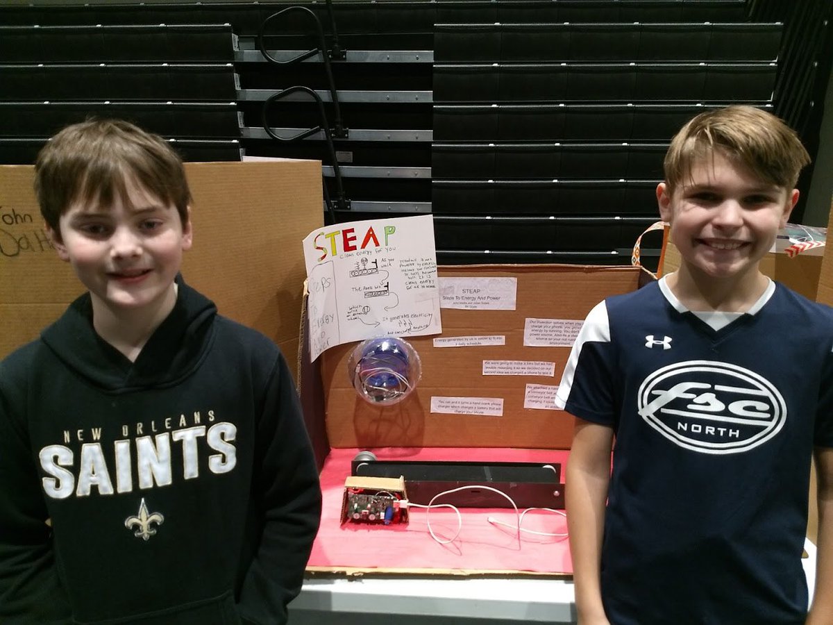 KNgaiSci's tweet photo. The annual #WJJMS Invention Convention was a success! So many great ideas from our fantastically  innovative students! #cpsinnovates https://t.co/8MDjDX6uVe