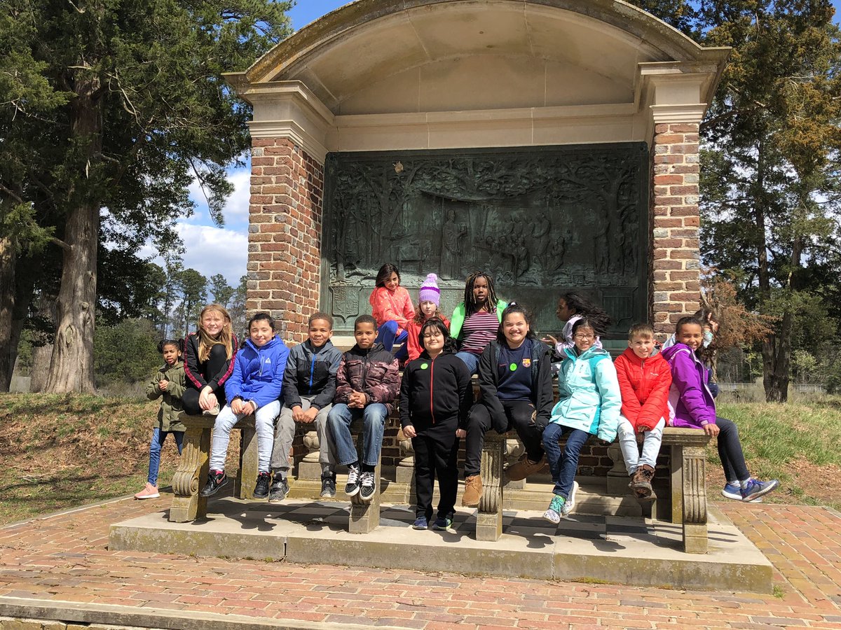 Lindsay Oles tweet media