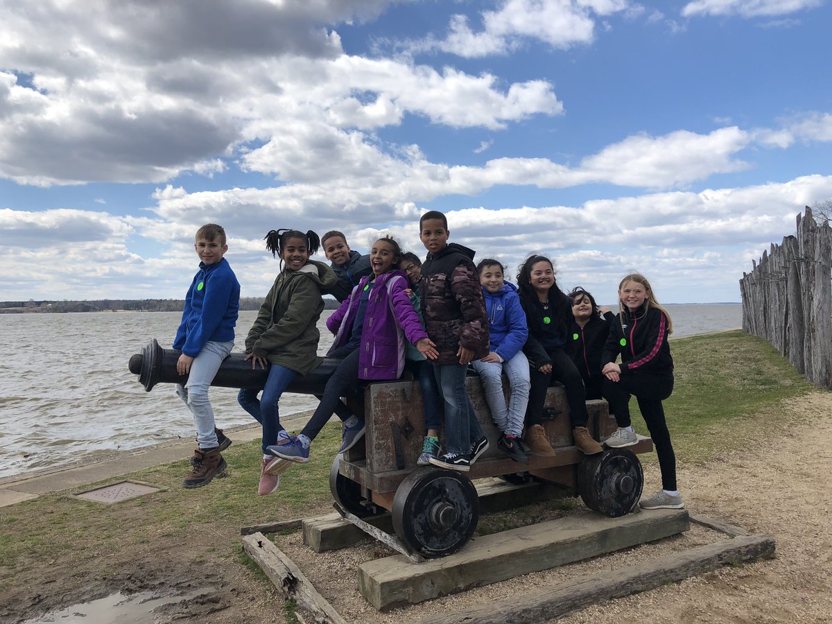 Lindsay Oles tweet media