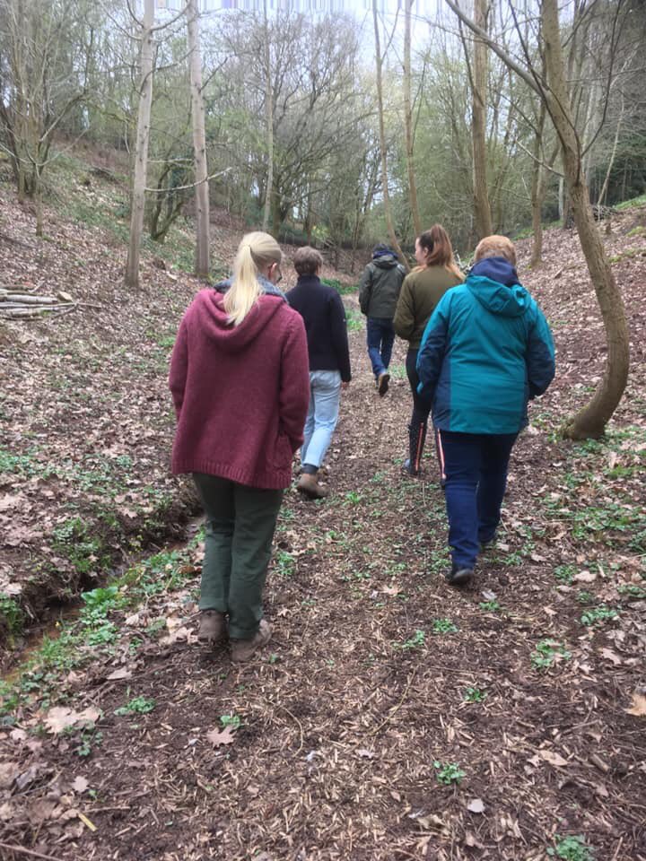 Riversides_Sch's tweet photo. We have been so lucky this morning. @AstleyVineyard have hosted a small parent drop in session for us. We have had a beautiful walk and made some woodland crafts. We look forward to working with you. https://t.co/8TCget4XbY