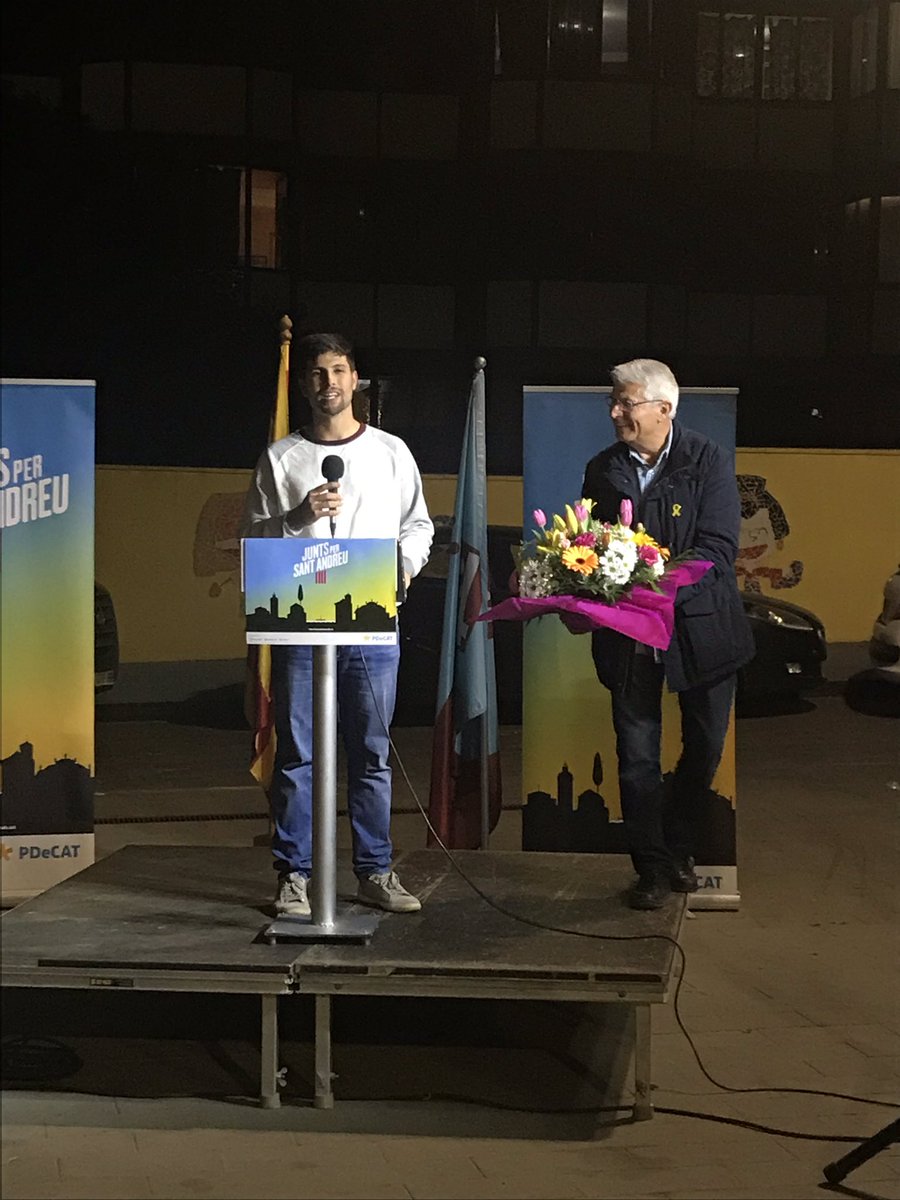 juntspersab's tweet photo. Presentació de l'elcaldable d'en @DavidRomeroSAB !
#JuntsConstruimSantAndreu https://t.co/z8mgcvlfIu