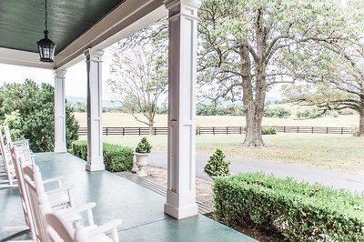 MRanch2013's tweet photo. Need a little R &amp; R? We have just what the Dr. ordered! We have a few rooms available the next two weekends. #frontporchsittin #winetasting #bedandbreakfast #horsebackriding #marriottranch #WashingtonDC #firepit https://t.co/ymQFBAYQGl