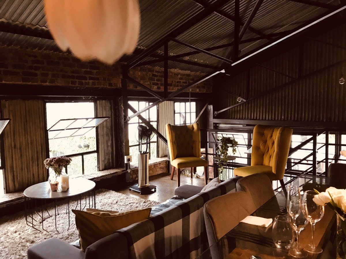 BlackOliveHouse's tweet photo. Private Intimate Dinner for 2 at the #BOHStudio tonight 🌿🍃♥️ | Welcome to the #BOHExperience 🌺🌺 BOOKINGS: Email: info@blackolivehouse.co.za
Call: 0110267722
Whatsapp: 0739982792
#BlackOliveFood #BlackOliveHouse #PrivateDinning #PrivateDinner #IntimateSpace #Spaces #Maboneng https://t.co/6LfcCuUSCJ