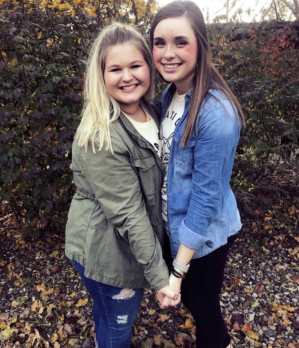 AlphaXiDeltaUSD's tweet photo. Our sister of the week is....@dschuttler_  !!!! 
Her favorite kind of soup is broccoli cheddar 
She has yet to close the high school yearbook 
and her favorite street in vermillion is West Cherry St!

we are so thankful for such a positive sister 💙💛 https://t.co/ooPEpYduut