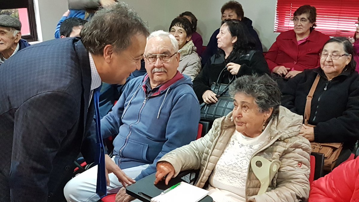 DPPAysen's tweet photo. 📌Gobernador @mortizaysen junto a Intendenta @geoconda_aysen, @MinjuddhhAysen @Ecanalesaysen,@SenamaAysen Romina Hernández, @SeremiSalud_XI @yalvato presentes en el Lanzamiento del Fondo Nacional del Adulto Mayor 2019✔✔ #AdultoMejor #ChileEnMarcha @tattyfontxa @intendenciaysen https://t.co/Q21pGMqFKa