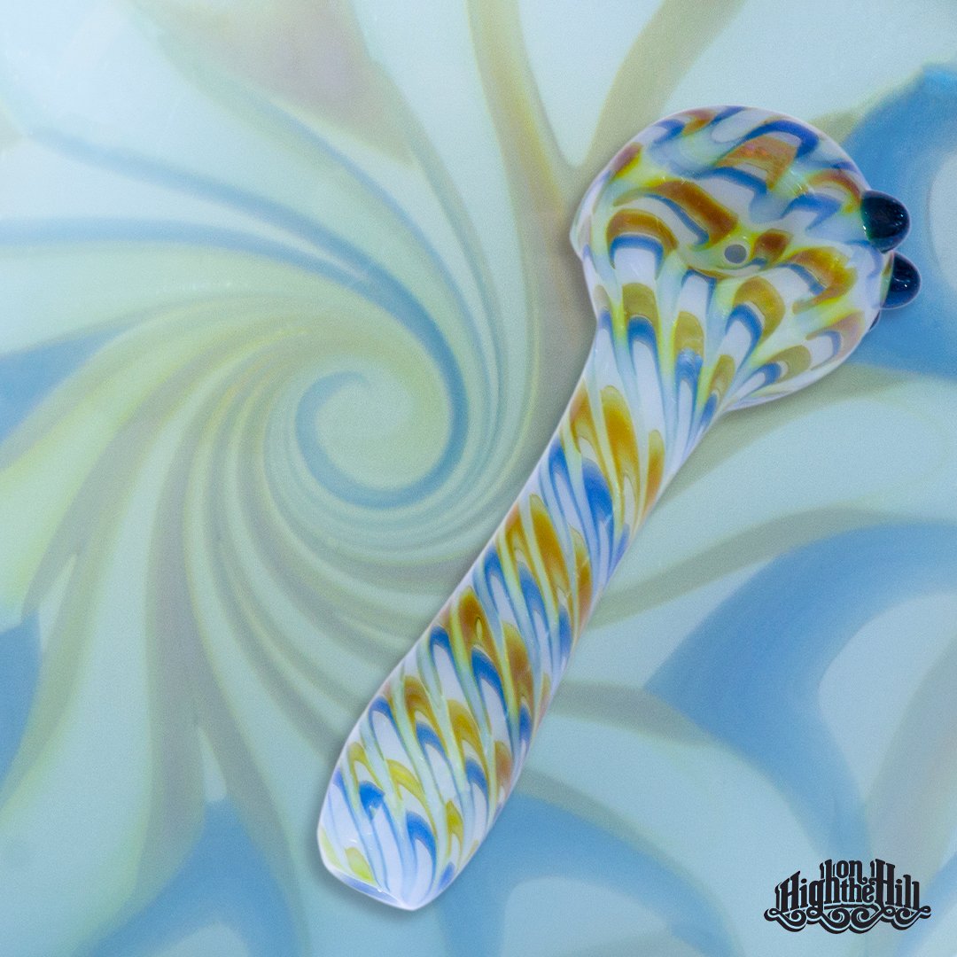hothcincy's tweet photo. Looking for something new to smoke out of?
We have plenty of fun finds throughout the store like this little guy right here. 
Stop by and find something to make your Friday night complete! https://t.co/OcAlG8JmB4